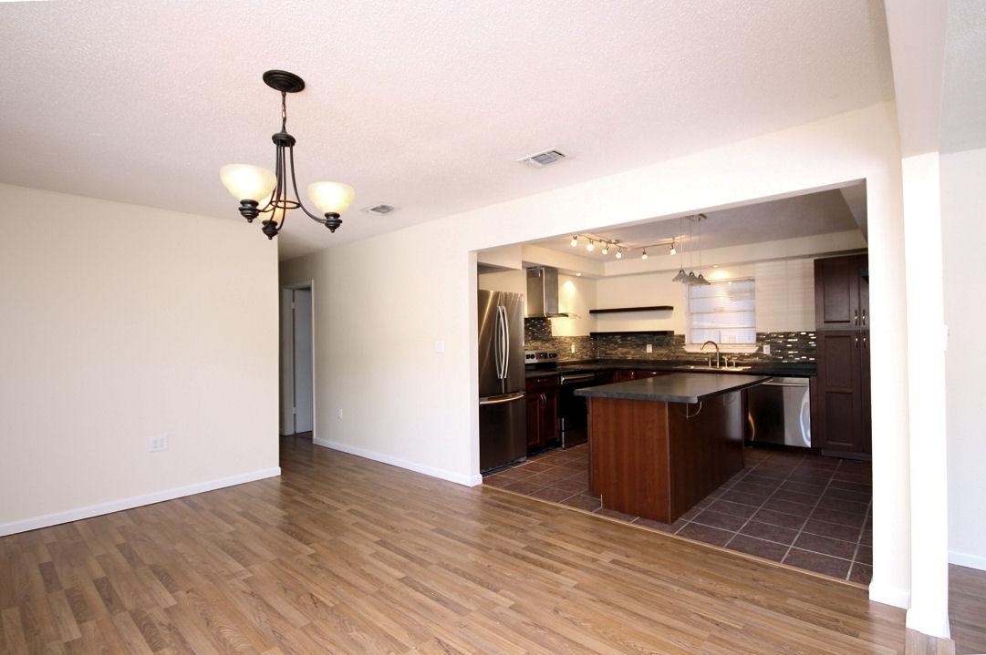 1406 Scott Road Niceville, FL 32578 - Photo 8 of 21 Kitchen