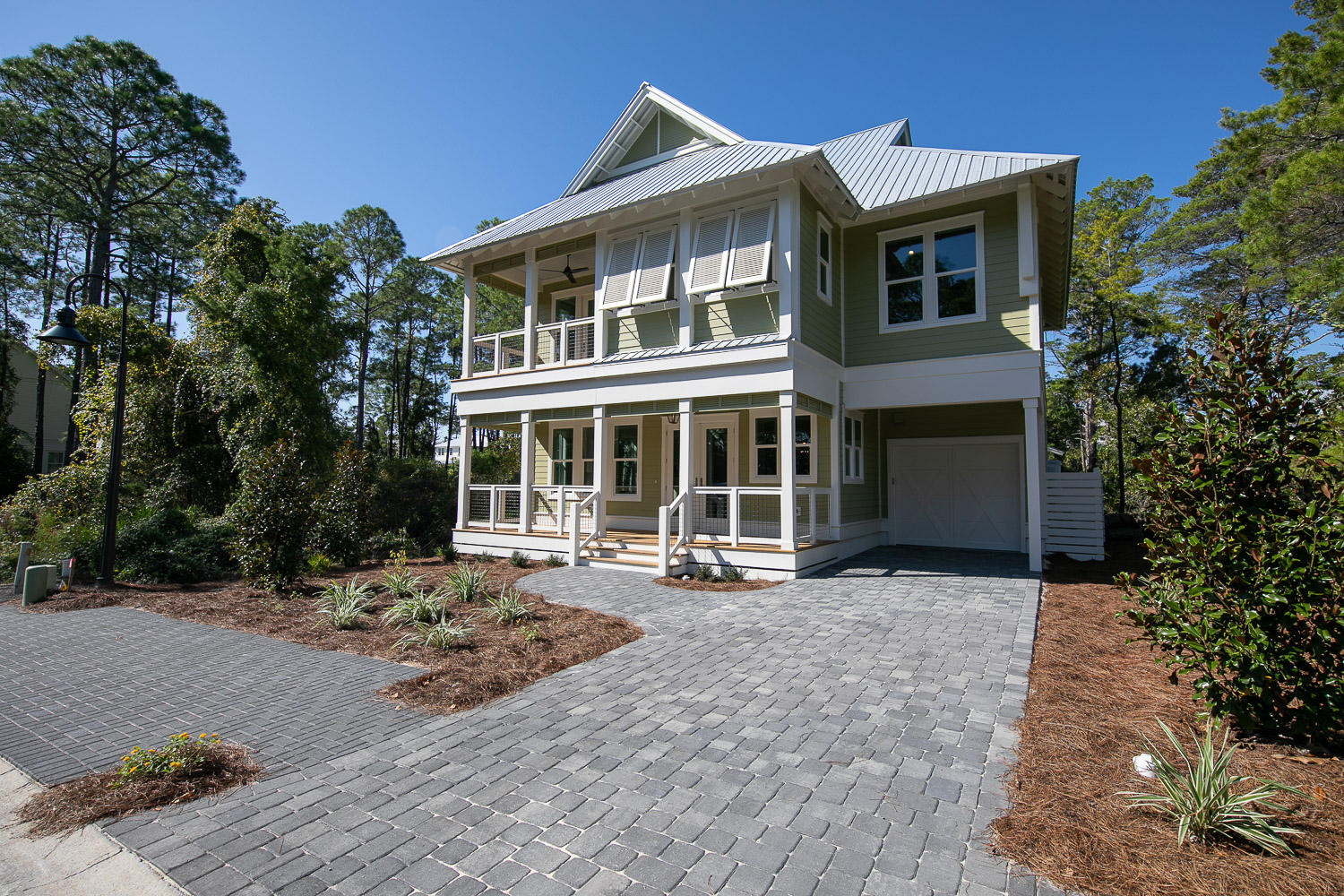 40 Kristin Court Santa Rosa Beach, FL 32459 - Photo 2 of 87 a front view of a house with a yard