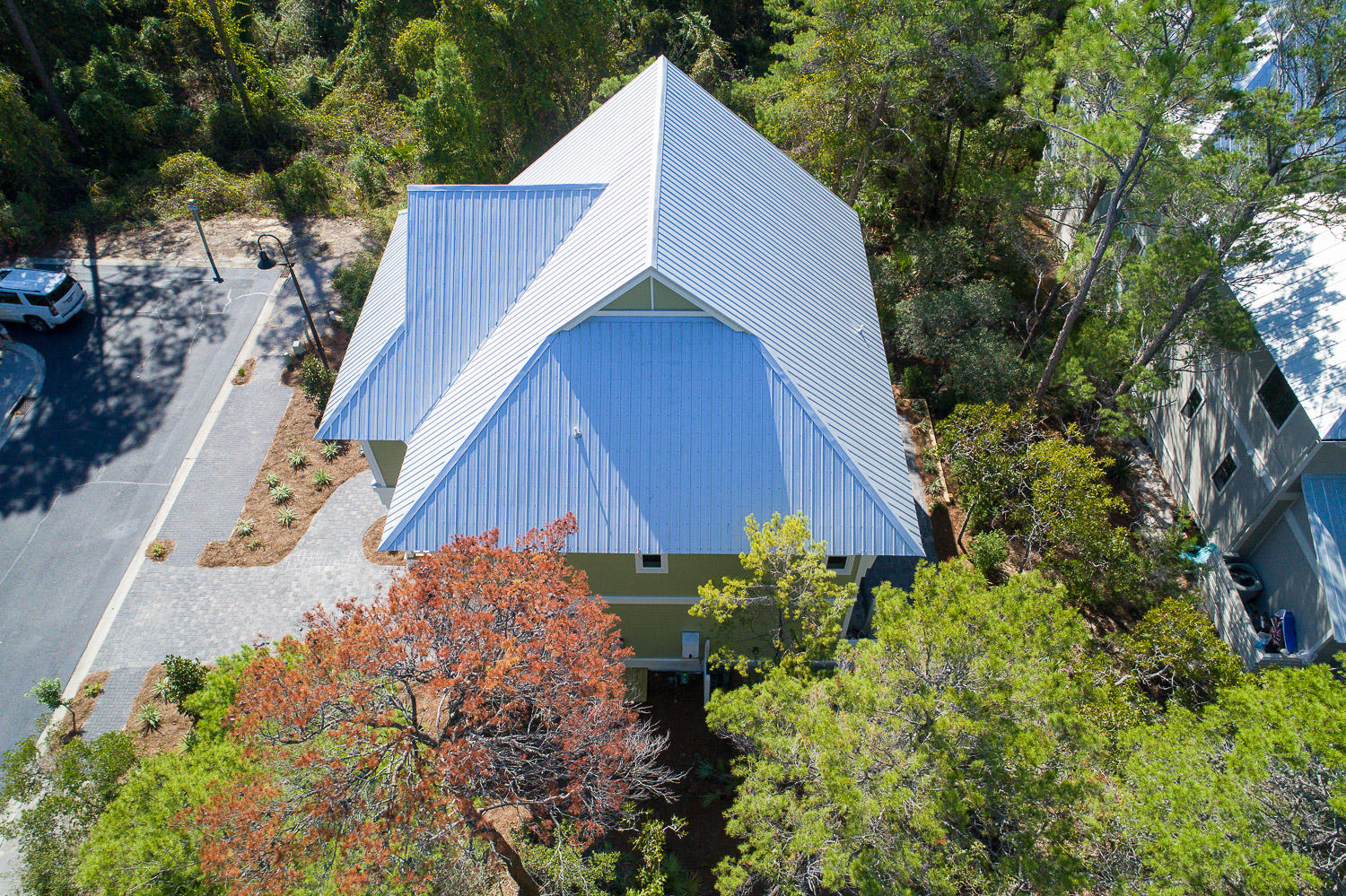 40 Kristin Court Santa Rosa Beach, FL 32459 - Photo 5 of 87 a view of a house with a yard and plants