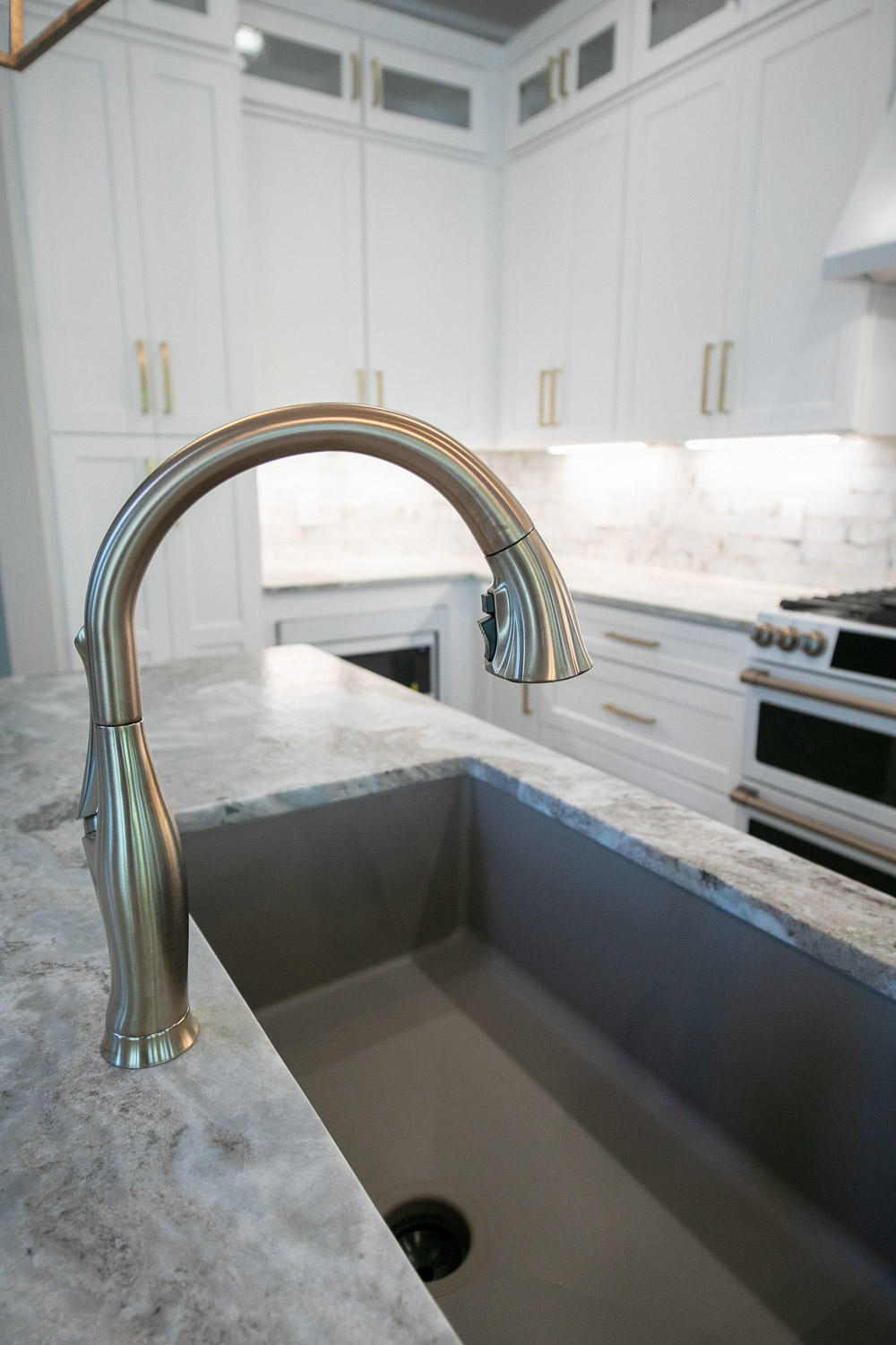40 Kristin Court Santa Rosa Beach, FL 32459 - Photo 68 of 87 a view of kitchen with washer and dryer