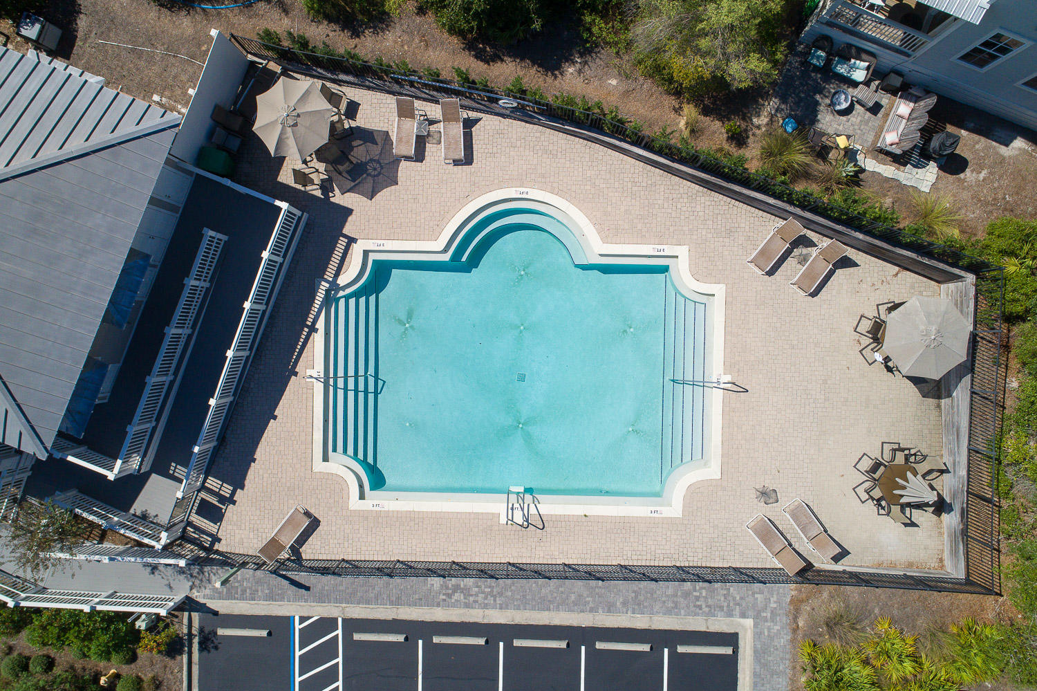 40 Kristin Court Santa Rosa Beach, FL 32459 - Photo 81 of 87 a front view of a house with a yard