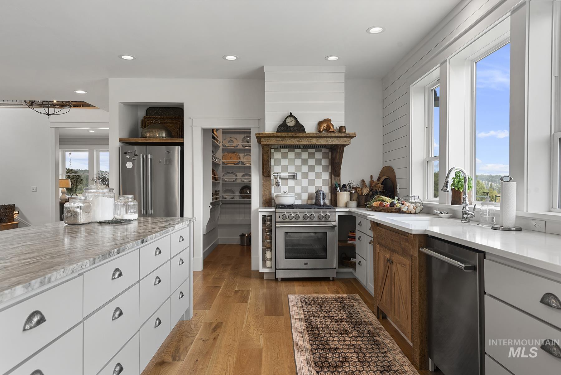 55959 Highway 244 La Grande, OR 97850 - Photo 17 of 49