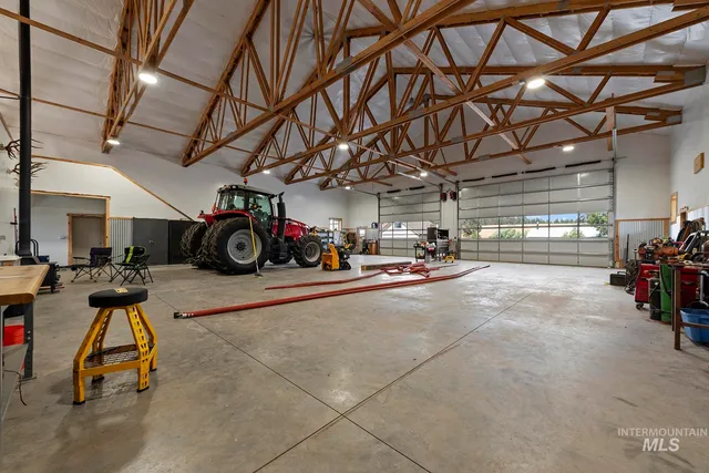 $9,950,000 | 55959 Highway 244, La Grande, OR 97850