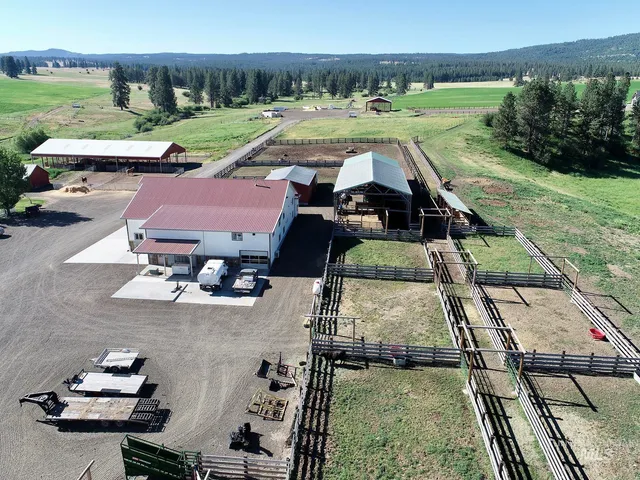 $9,950,000 | 55959 Highway 244, La Grande, OR 97850