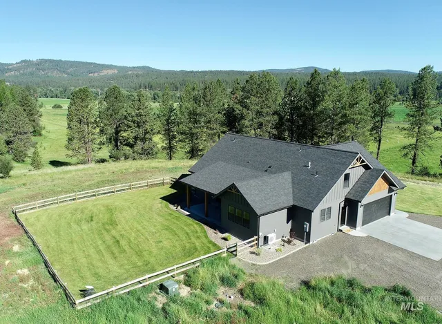 $9,950,000 | 55959 Highway 244, La Grande, OR 97850