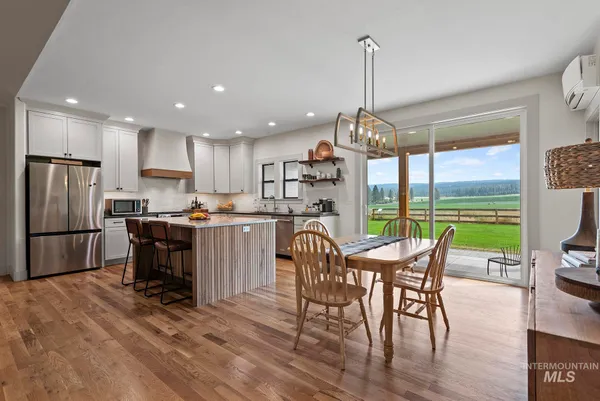 $9,950,000 | 55959 Highway 244, La Grande, OR 97850