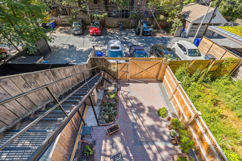 16 Holyoke Street, Unit 2 Boston, MA 02116 - Photo 11 of 13