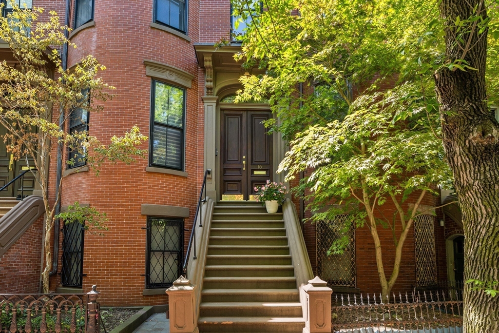 16 Holyoke Street, Unit 2 Boston, MA 02116 - Photo 13 of 13