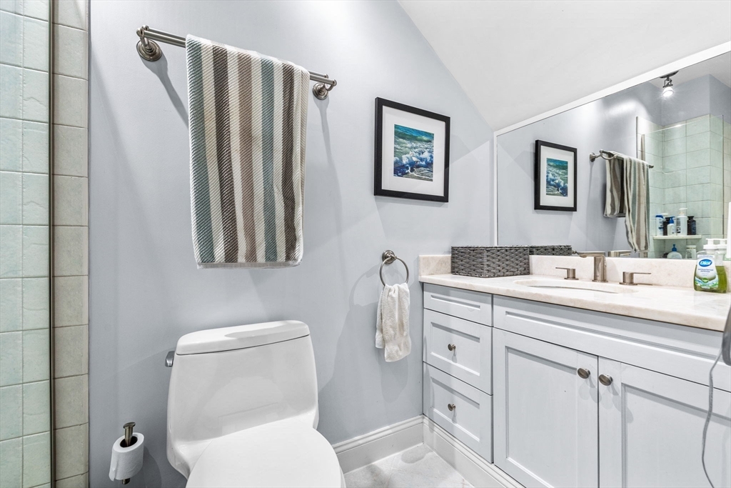 16 Holyoke Street, Unit 2 Boston, MA 02116 - Photo 7 of 13