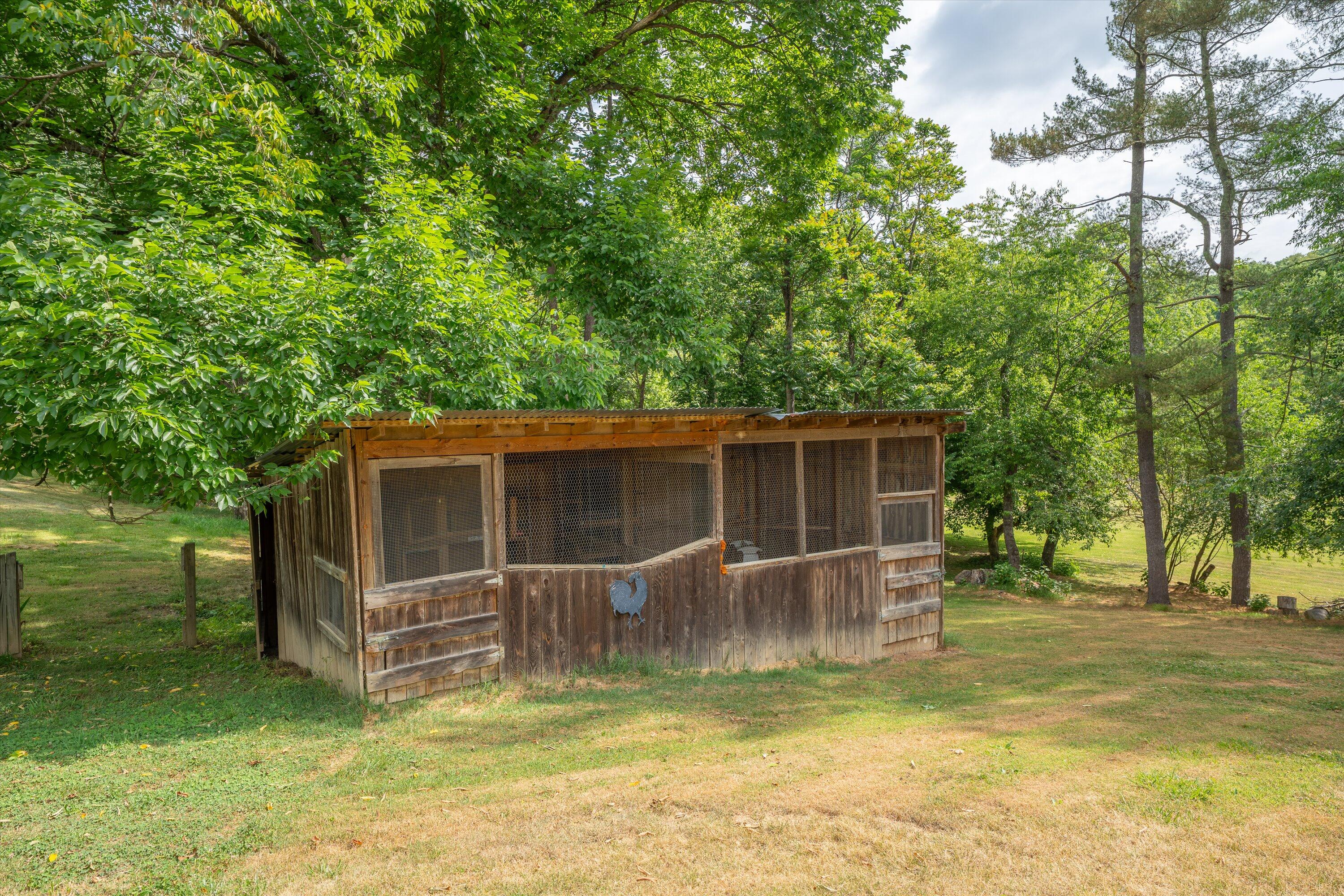 5184 North W River Road Salem, VA 24153 - Photo 40 of 48 40-06102026 (13)