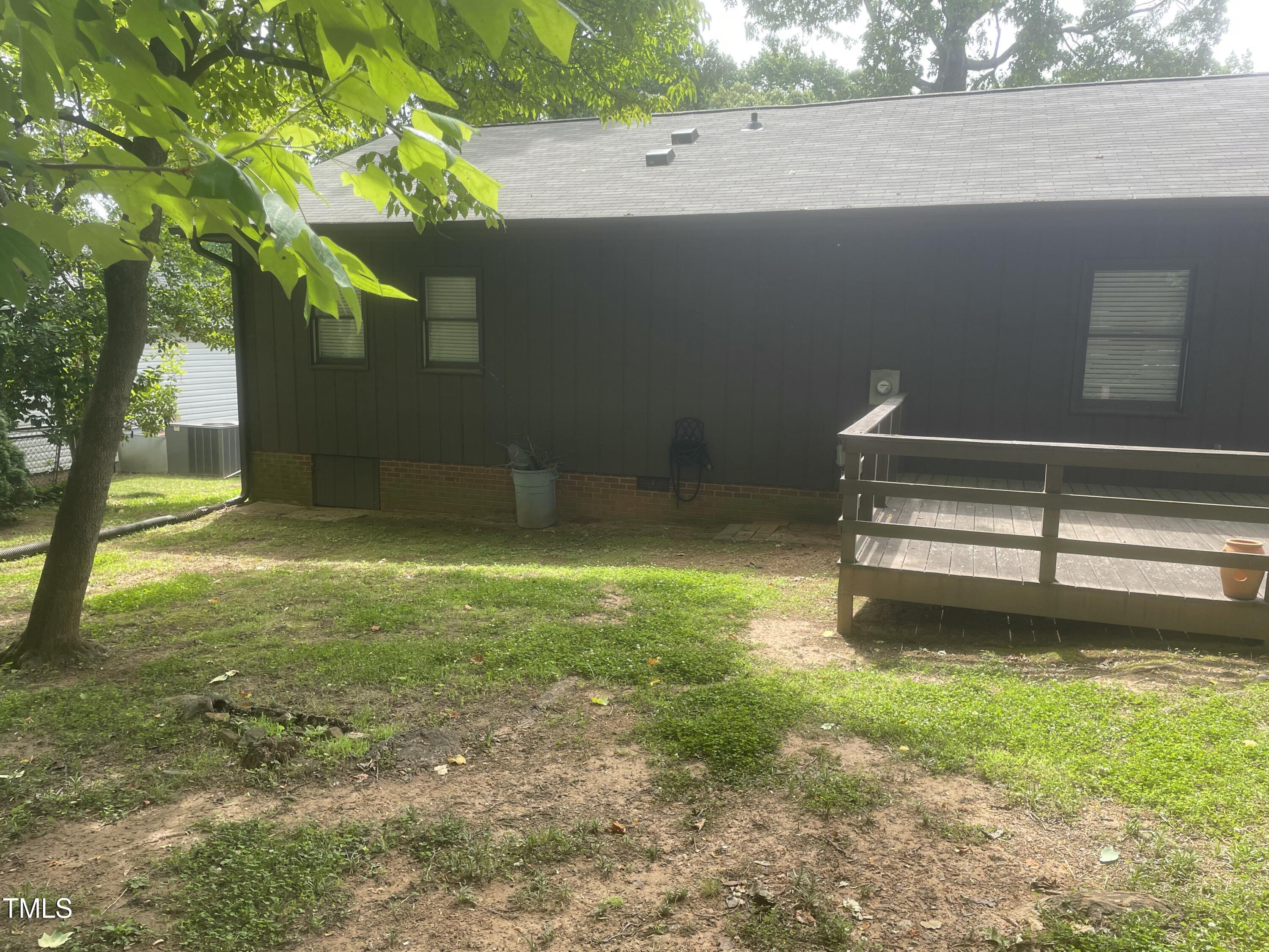 1913 Rendall Street Burlington, NC 27215 - Photo 20 of 23 Back