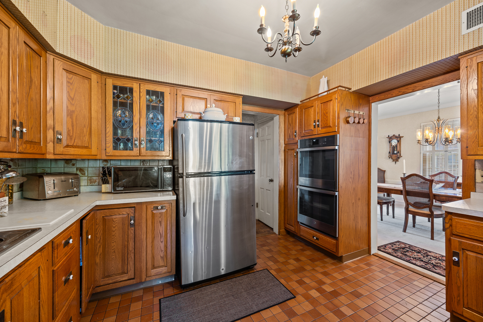 731 Selborne Road Riverside, IL 60546 - Photo 15 of 37