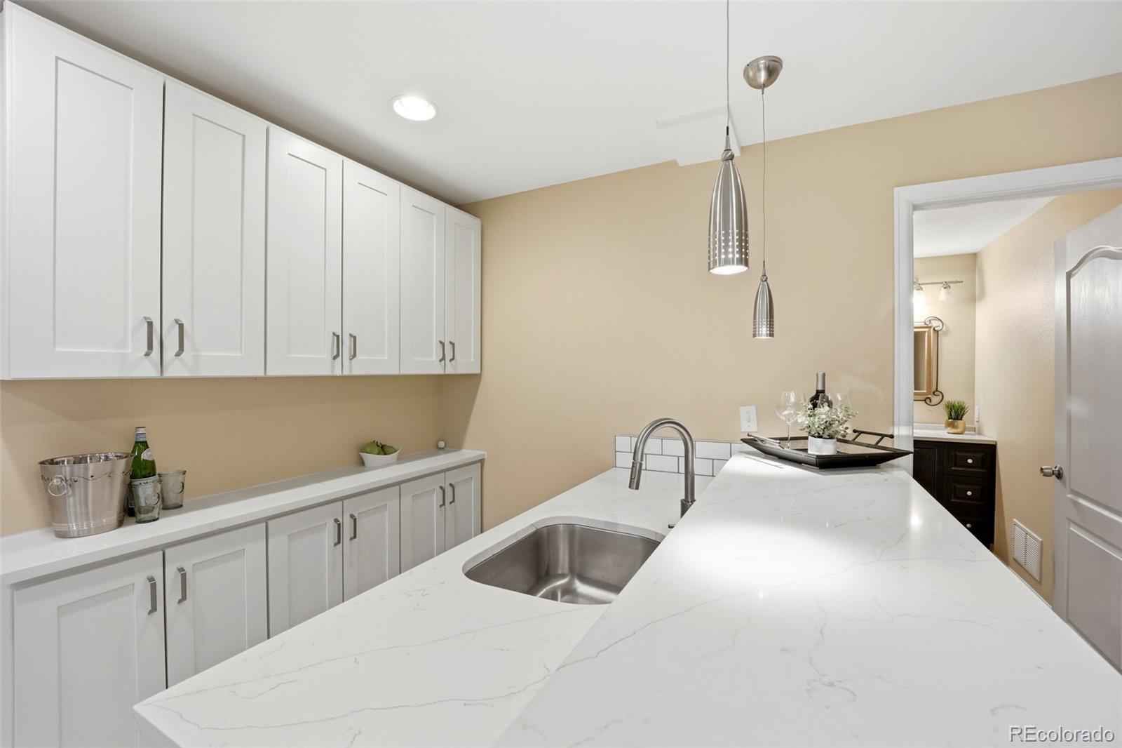 10061 South Fairgate Way Highlands Ranch, CO 80126 - Photo 33 of 50