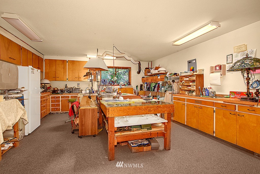 18760 Ridgefield Road Northwest Shoreline, WA 98177 - Photo 19 of 25