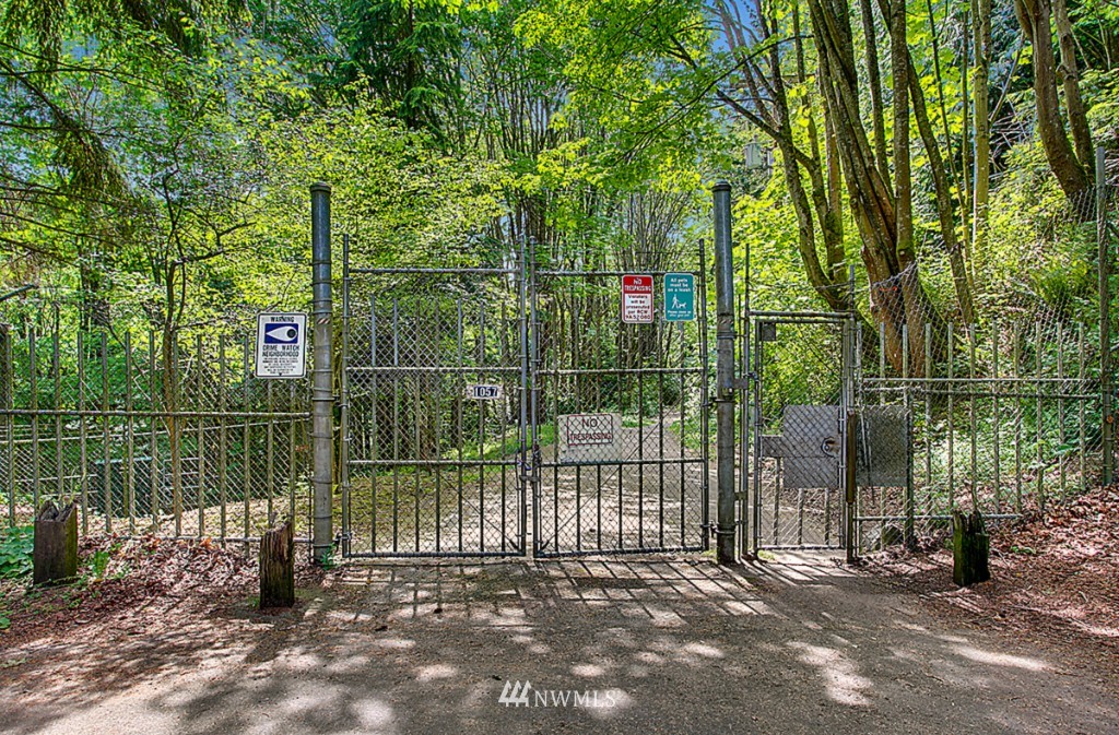 18760 Ridgefield Road Northwest Shoreline, WA 98177 - Photo 24 of 25