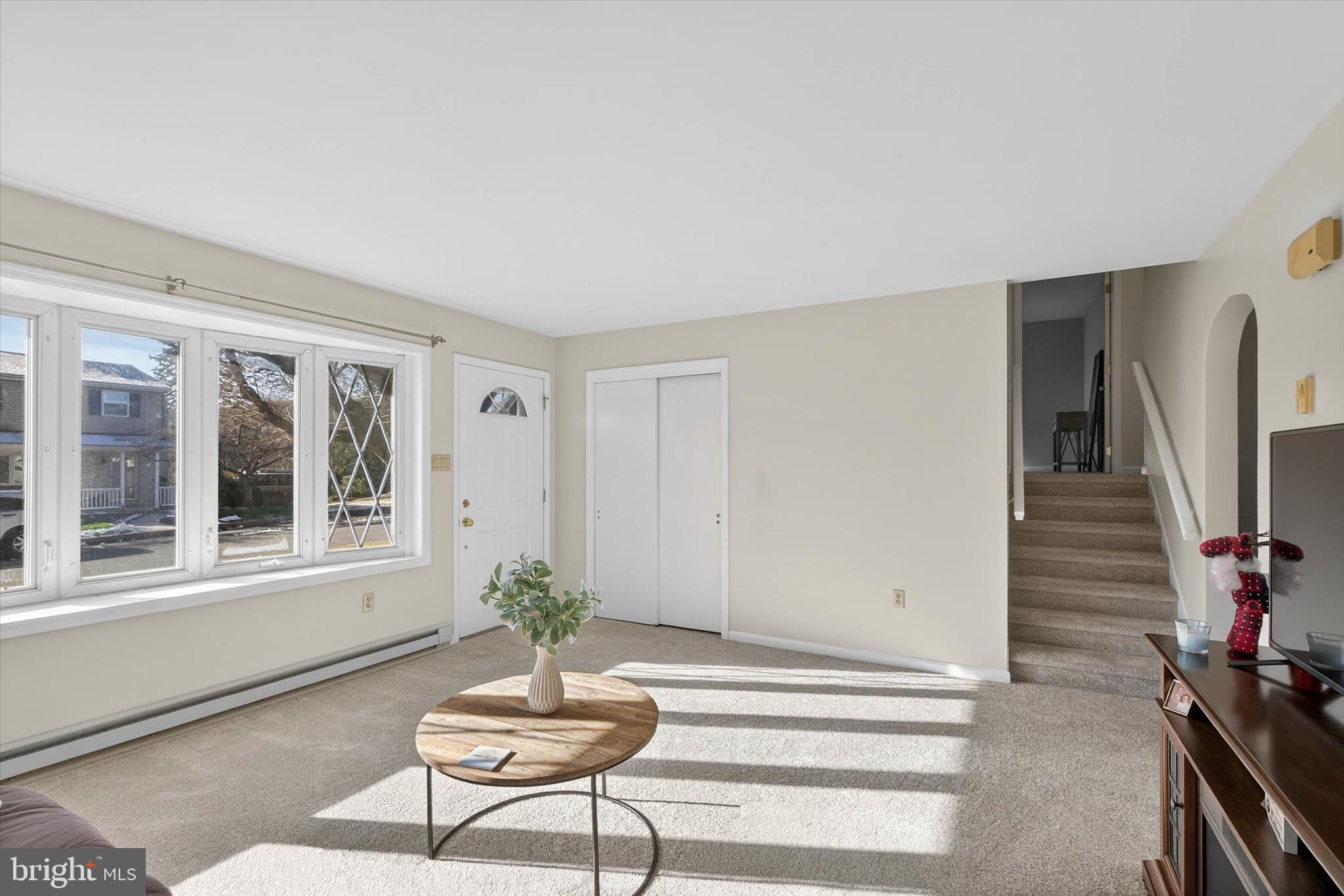 27 Rosemont Avenue Reading, PA 19607 - Photo 6 of 49 a living room with furniture and a potted plant