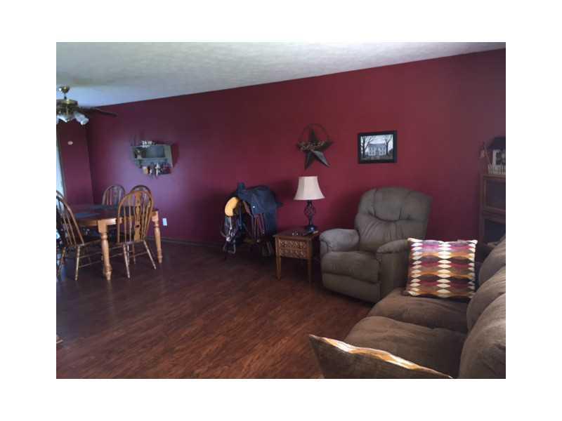 5825 Selma Pike Springfield, OH 45502 - Photo 2 of 20