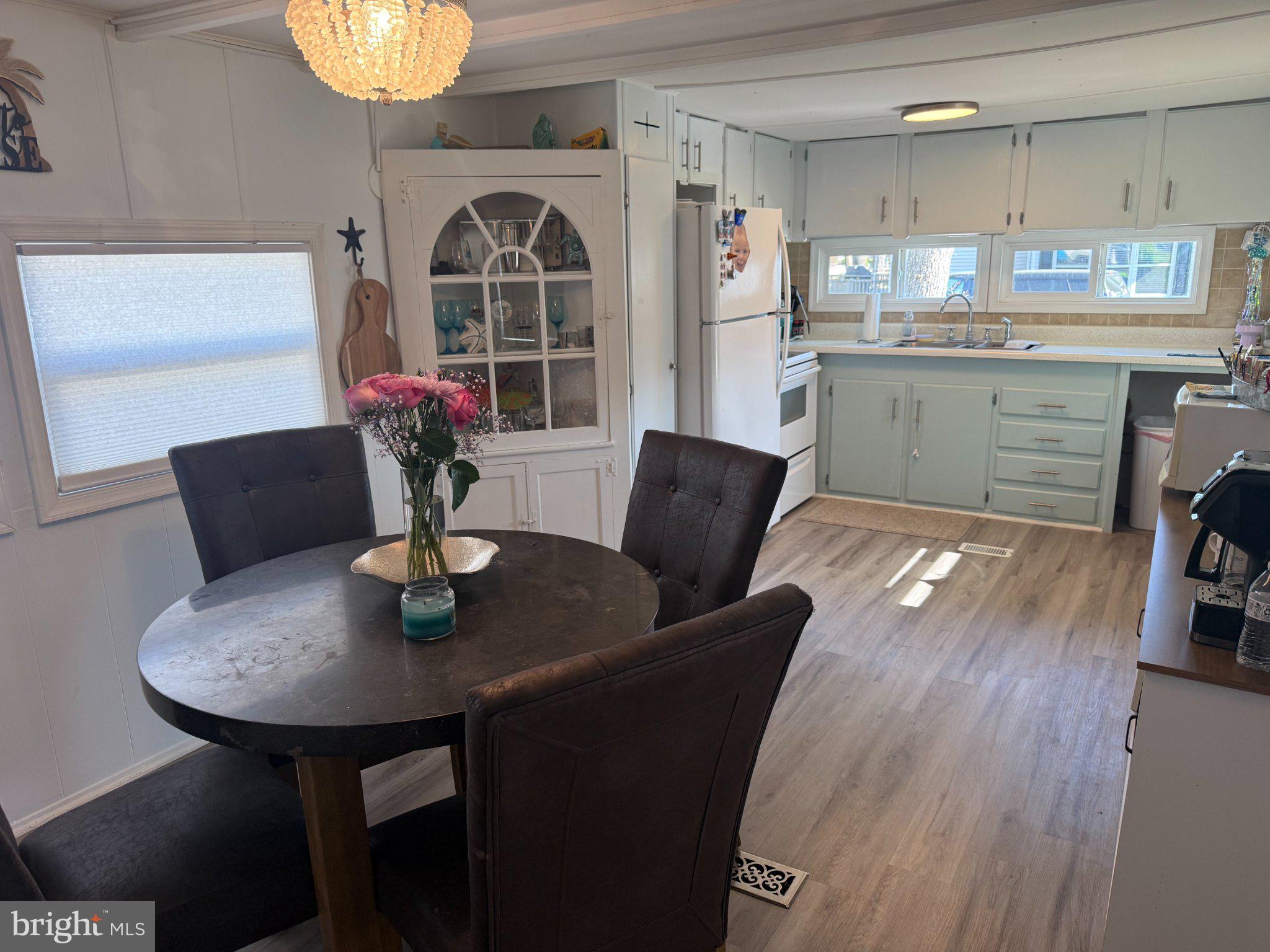 34291 Bayberry Road Millsboro, DE 19966 - Photo 34 of 41 Bright and inviting kitchen space.