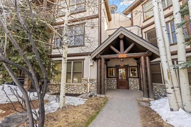 $785,000 | 33 Broken Lance Drive, Unit 100S, Breckenridge, CO 80424