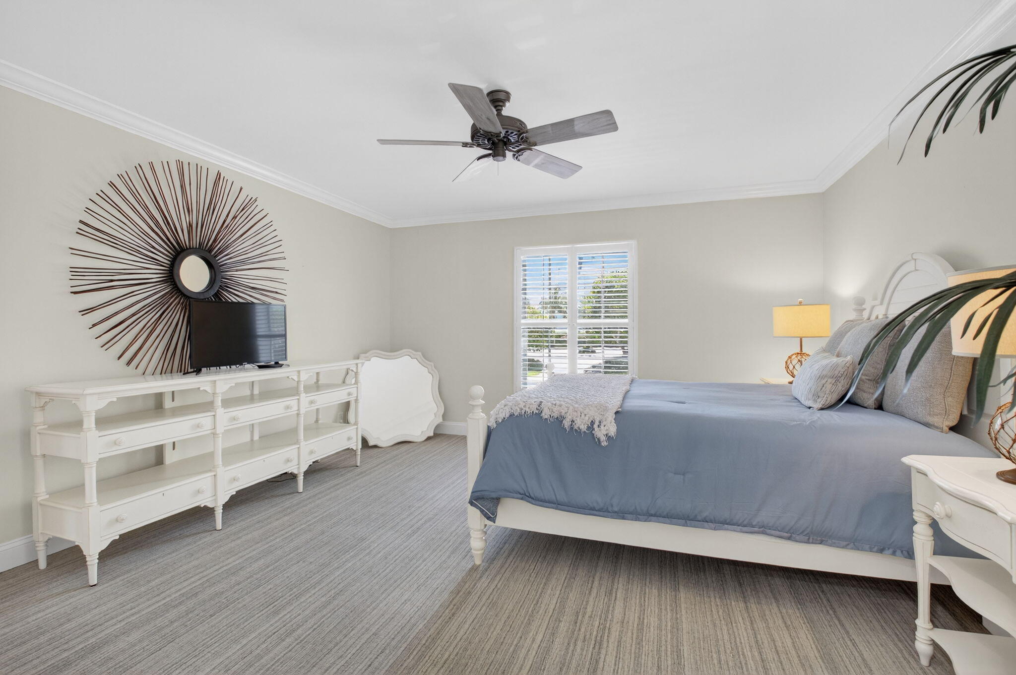 1710 South Ocean Boulevard, Unit 32 Delray Beach, FL 33483 - Photo 29 of 58 a living room with furniture and a wooden floor