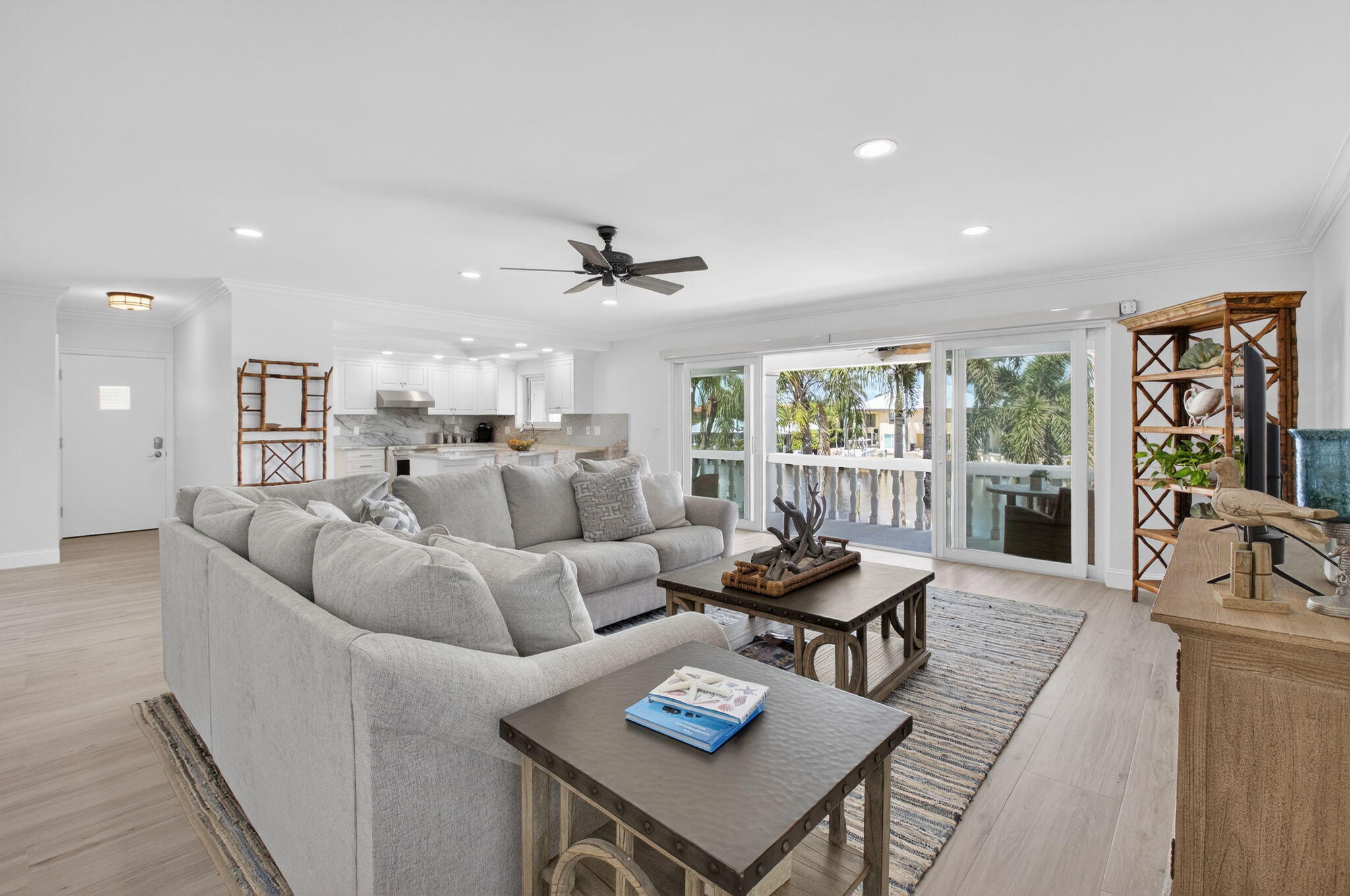 1710 South Ocean Boulevard, Unit 32 Delray Beach, FL 33483 - Photo 3 of 58 a living room with furniture and a window