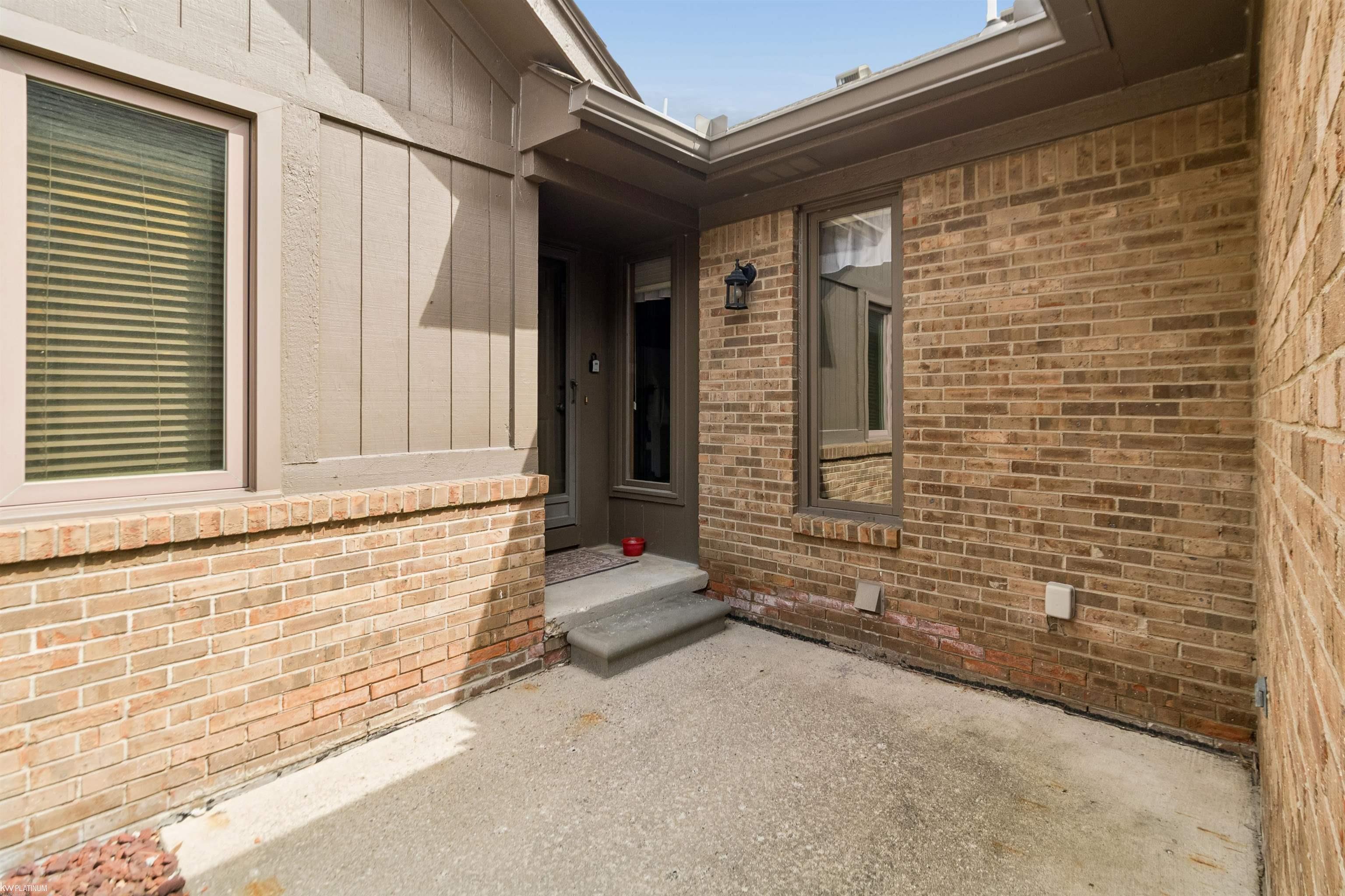 16231 Pine Ridge Drive North Fraser, MI 48026 - Photo 7 of 34