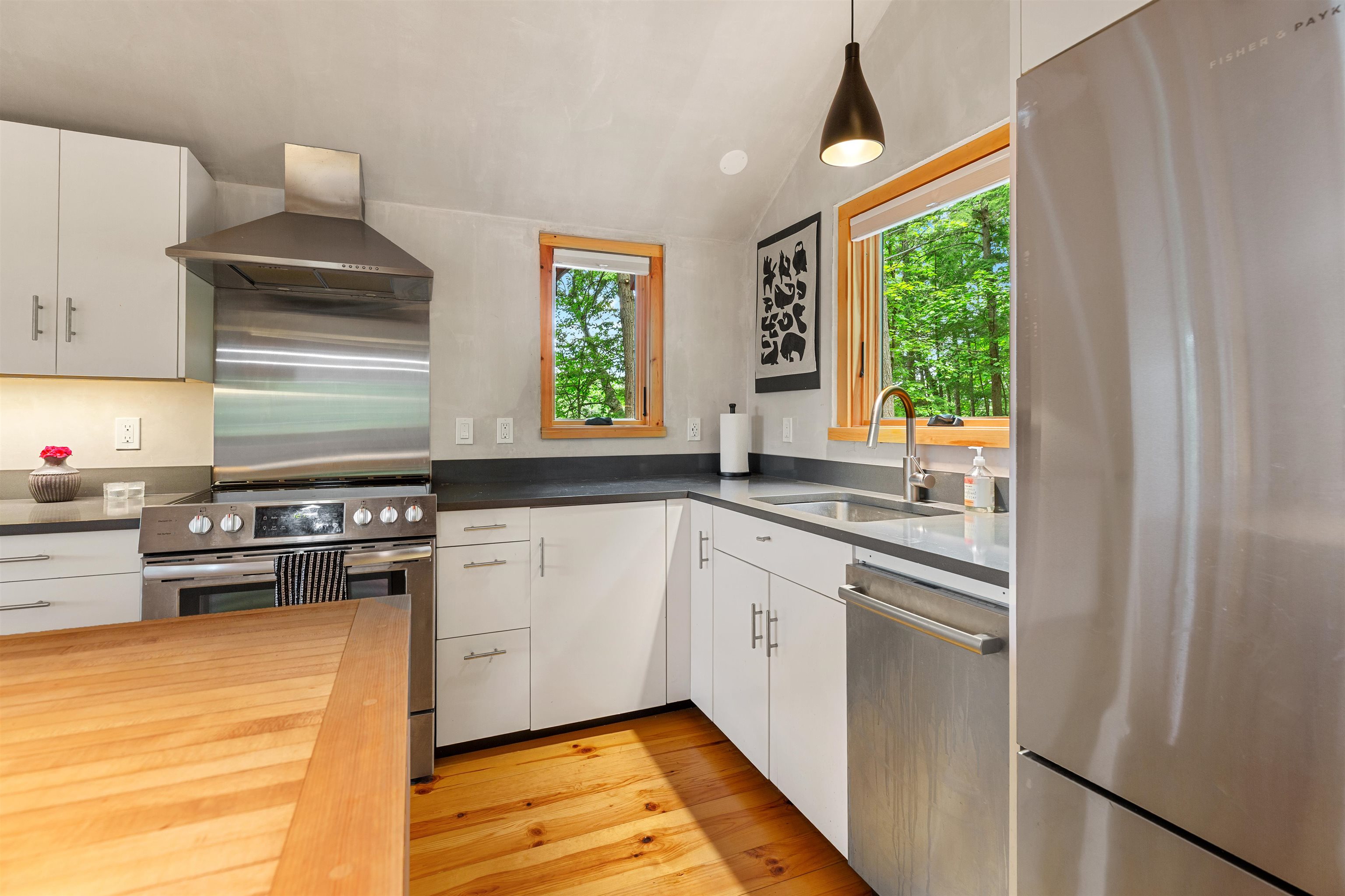 26 River Road Hanover, NH 03755 - Photo 13 of 56
