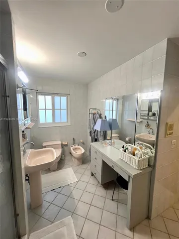 $2,250,000 | 1558 Sevilla Avenue, Coral Gables, FL 33134