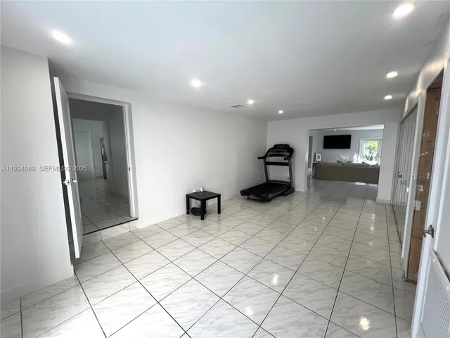 $2,250,000 | 1558 Sevilla Avenue, Coral Gables, FL 33134