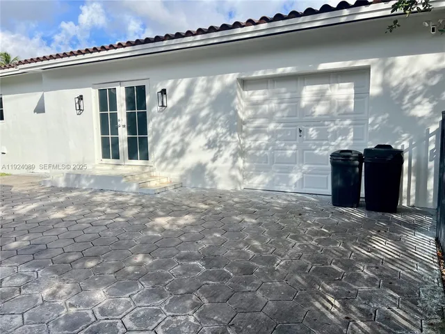 $2,250,000 | 1558 Sevilla Avenue, Coral Gables, FL 33134