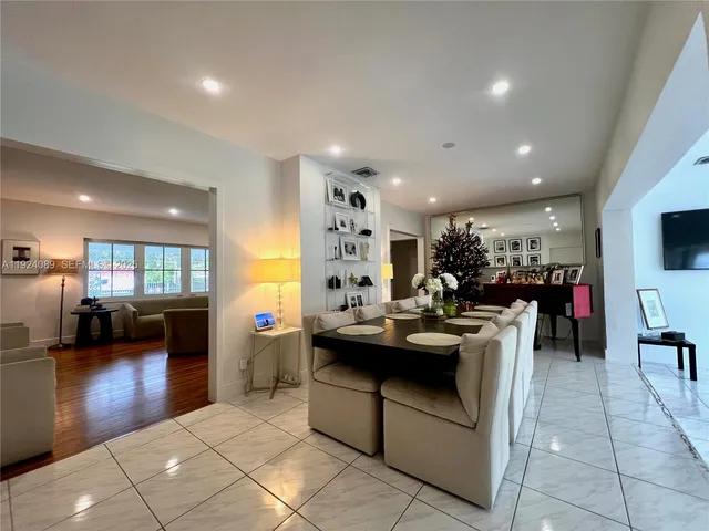 $2,250,000 | 1558 Sevilla Avenue, Coral Gables, FL 33134