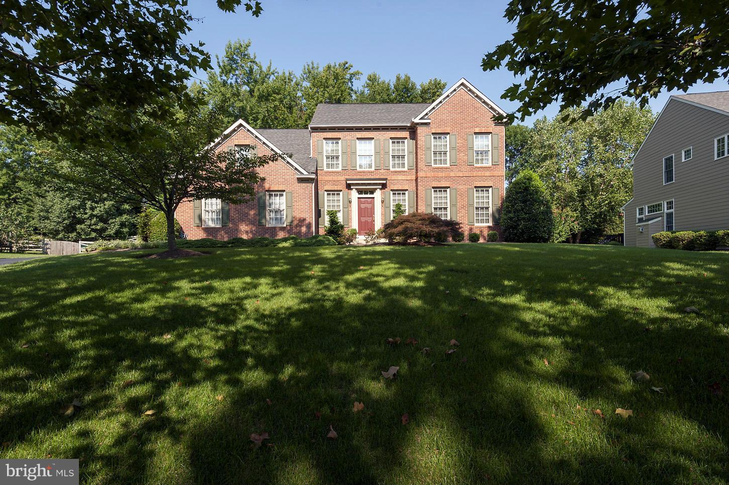 7 Watkins Row Edgewater, MD 21037 - Photo 1 of 29 Exterior (Front)