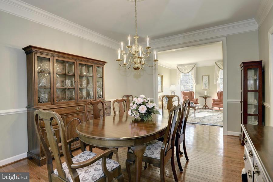 7 Watkins Row Edgewater, MD 21037 - Photo 7 of 29 Dining Room