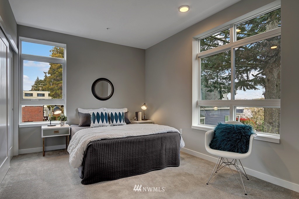 308 North 68th Street, Unit 301 Seattle, WA 98103 - Photo 18 of 21 Gallery Image 18