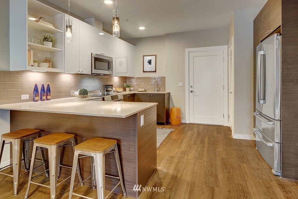 308 North 68th Street, Unit 301 Seattle, WA 98103 - Photo 5 of 21 Gallery Image 5