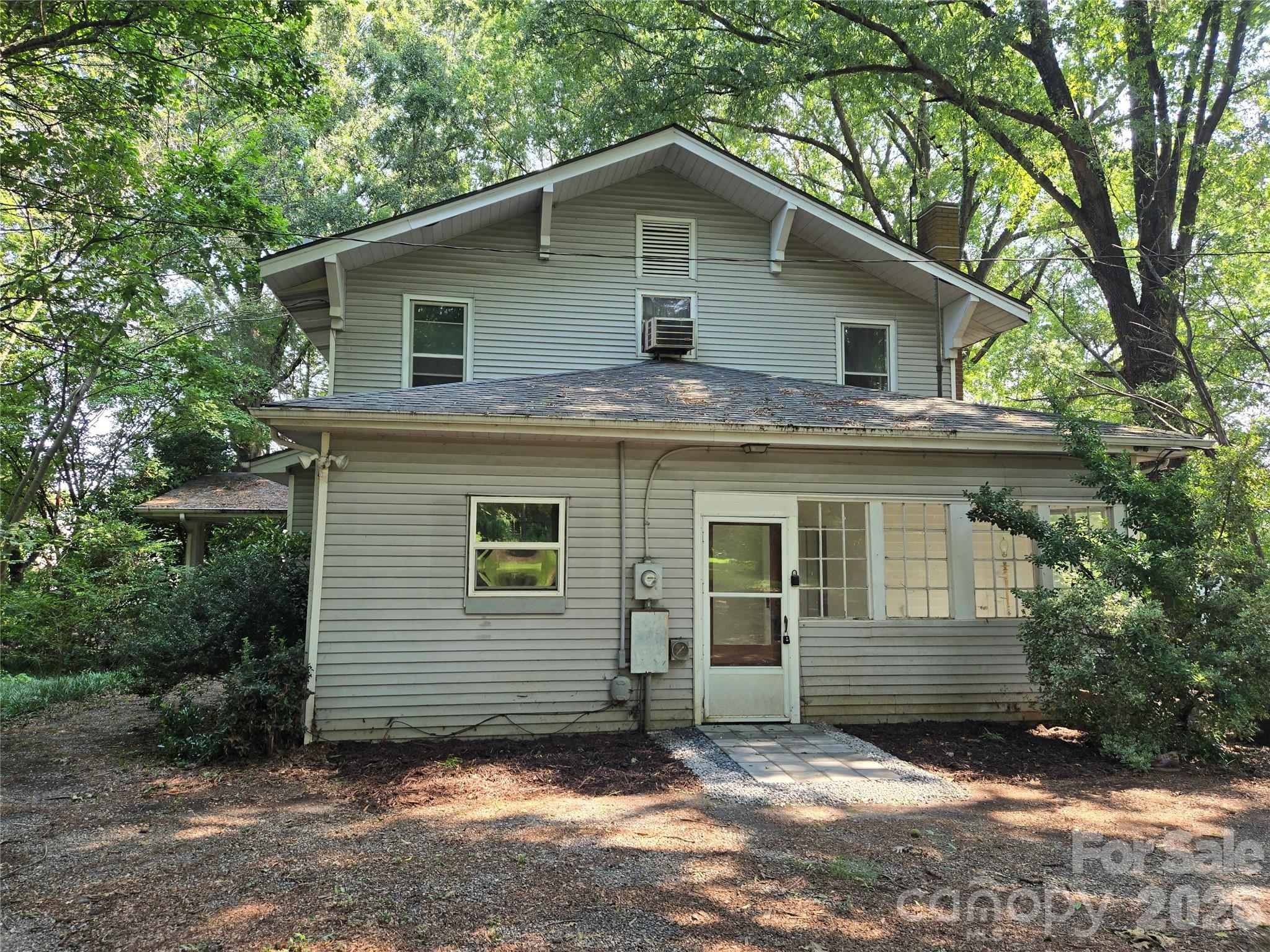 804 Emmanuel Church Road Conover, NC 28613 - Photo 6 of 36 Gallery Image 6