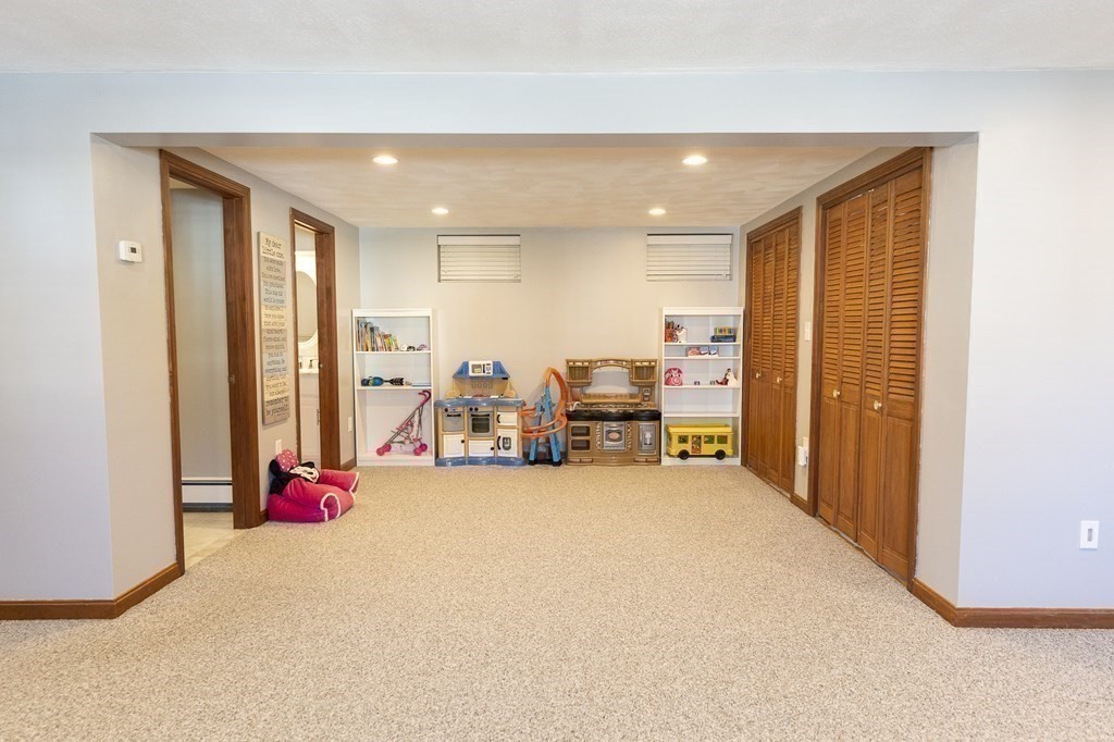 29 Hall Road Stoneham, MA 02180 - Photo 39 of 42 Gallery Image 39