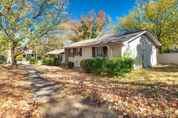 $1,300 | 1803 Blair Boulevard, Unit B, Nashville, TN 37212