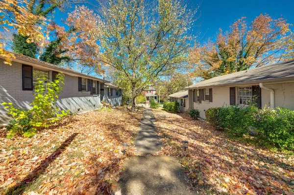 $1,300 | 1803 Blair Boulevard, Unit B, Nashville, TN 37212