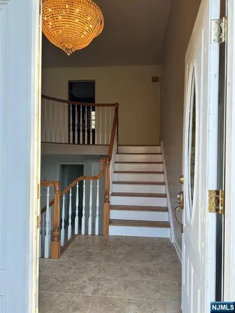 $5,999 | 718 Spring Avenue, Ridgewood, NJ 07450