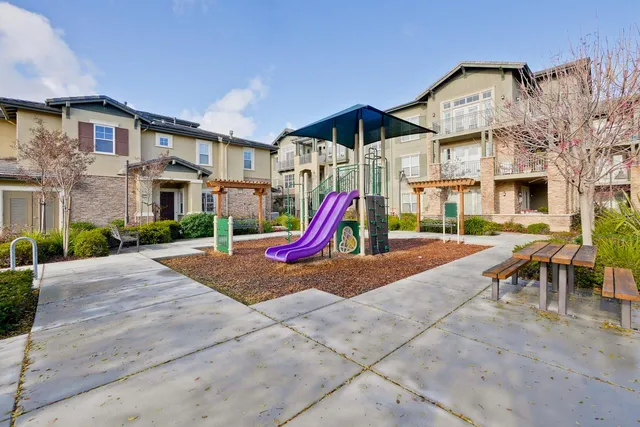 $1,020,000 | 2881 Meridian Avenue, Unit 148, San Jose, CA 95124