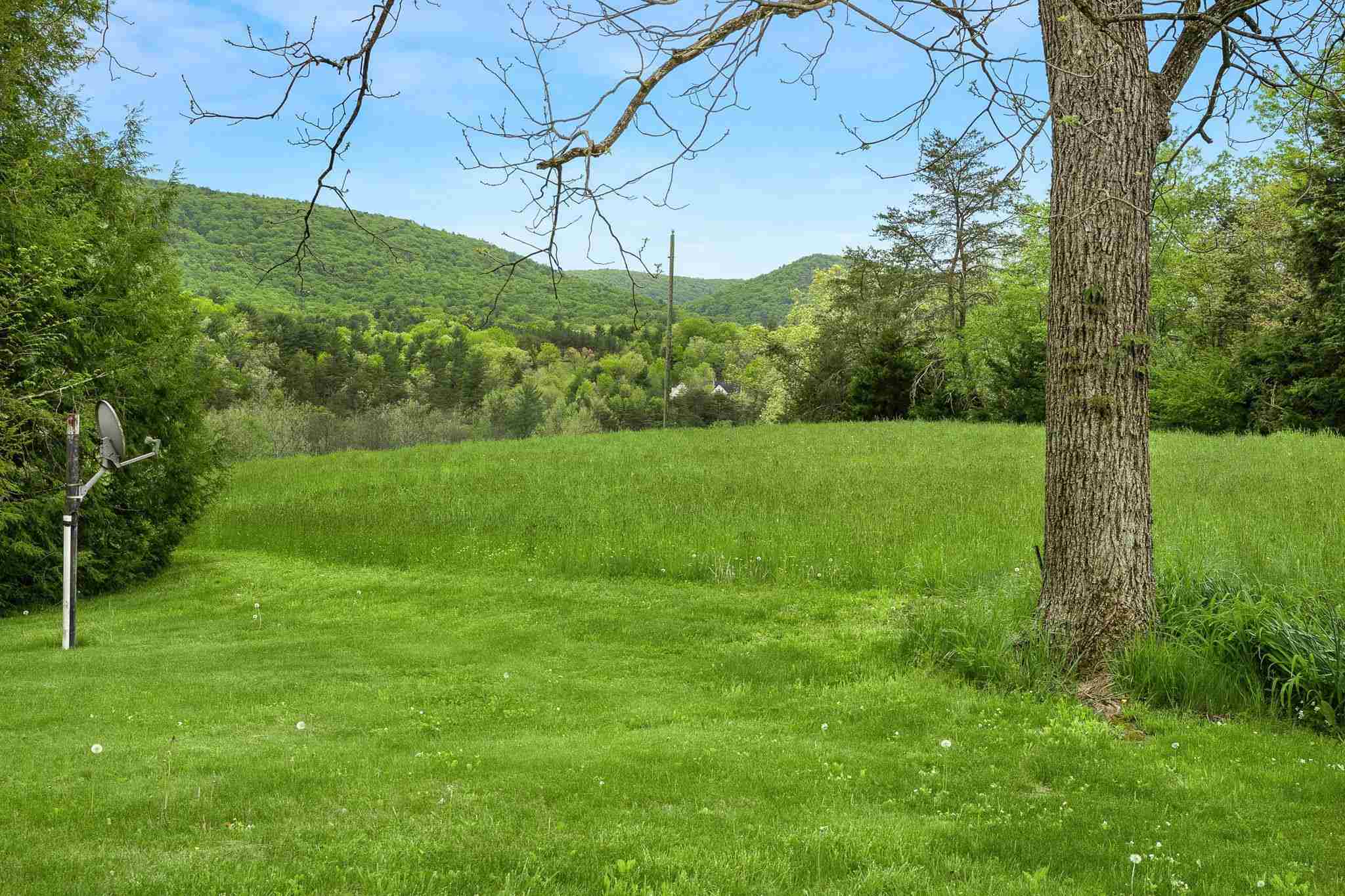 11590 Fort Valley Road Fort Valley, VA 22652 - Photo 3 of 40 a view of a field with a tree
