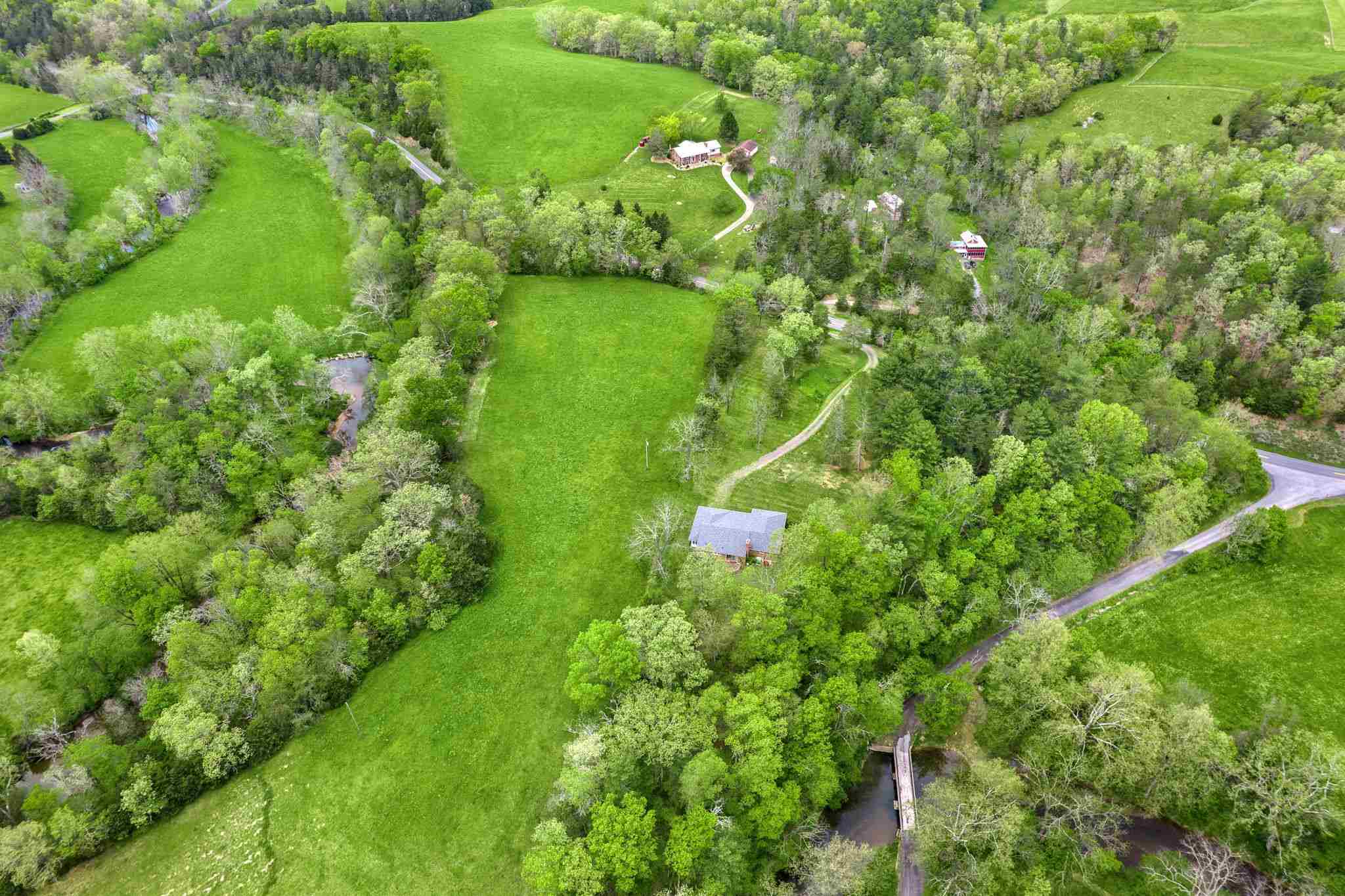 11590 Fort Valley Road Fort Valley, VA 22652 - Photo 37 of 40 a view of a garden
