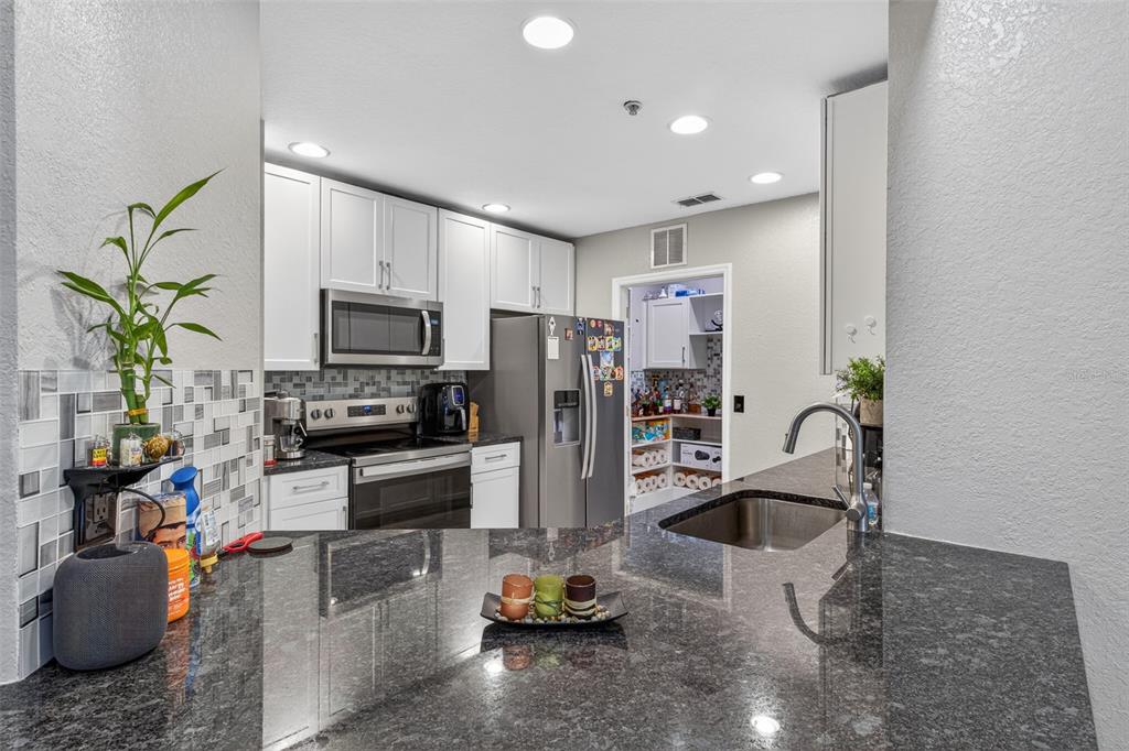 3051 Greystone Loop, Unit 302 Kissimmee, FL 34741 - Photo 7 of 20