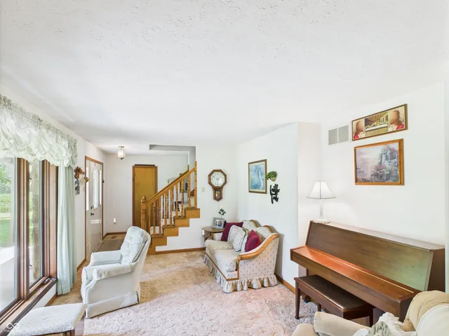 $4,295,000 | 2000 Hawthorne Drive, Plainfield, IN 46168