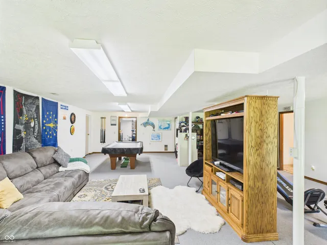 $4,295,000 | 2000 Hawthorne Drive, Plainfield, IN 46168