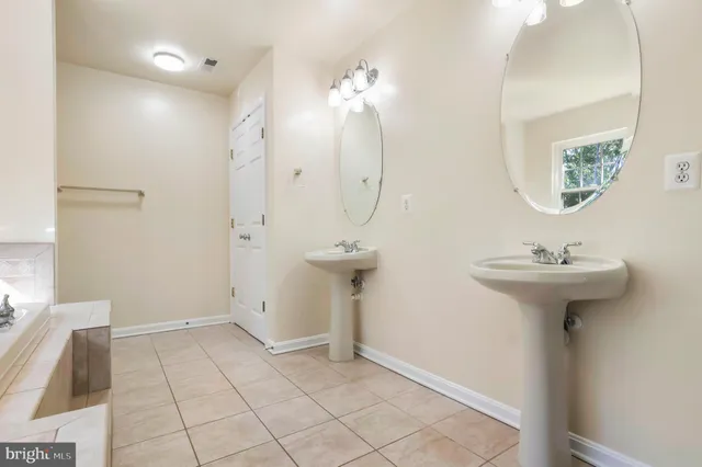 $610,000 | 21117 Catnip Court, Leonardtown, MD 20650