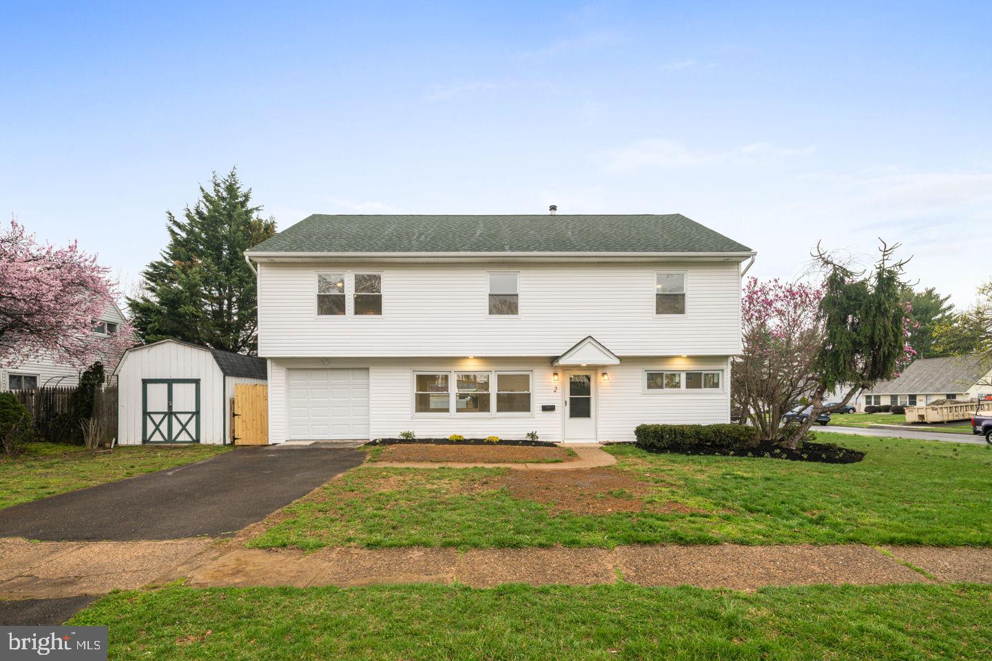 2 Long Loop Road Levittown, PA 19056 - Photo 1 of 29 Exterior Front