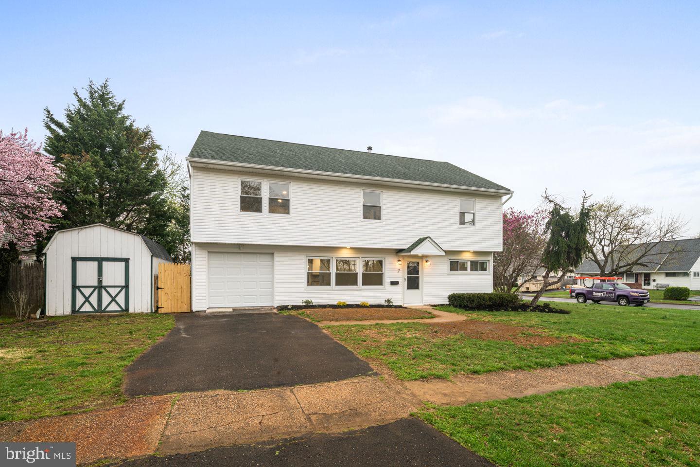 2 Long Loop Road Levittown, PA 19056 - Photo 2 of 29 Exterior Front