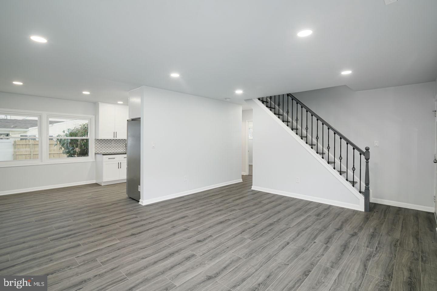 2 Long Loop Road Levittown, PA 19056 - Photo 3 of 29 Living Room